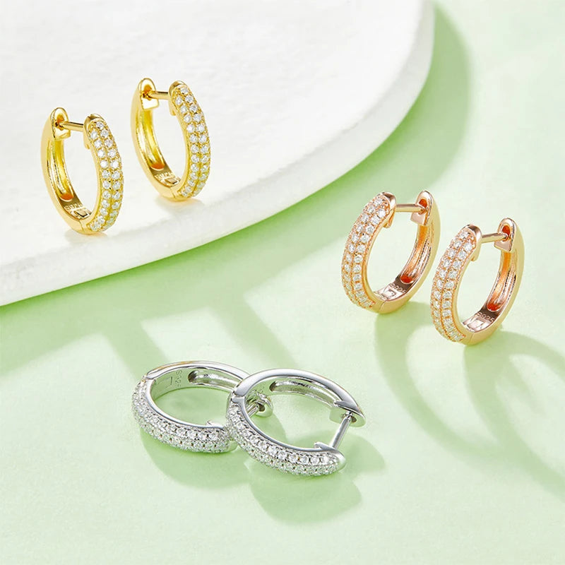 Trésor infini vous présentent des boucles d'oreilles en Moissanite pour femmes, boucles d'oreilles en argent 925 avec plaque or jaune, rose ou blanc.